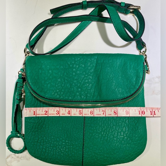 NWT🥰 VINCE CAMUTO Leather Cory crossbody bag, Emerald Isle green/kelly green - Picture 4 of 15